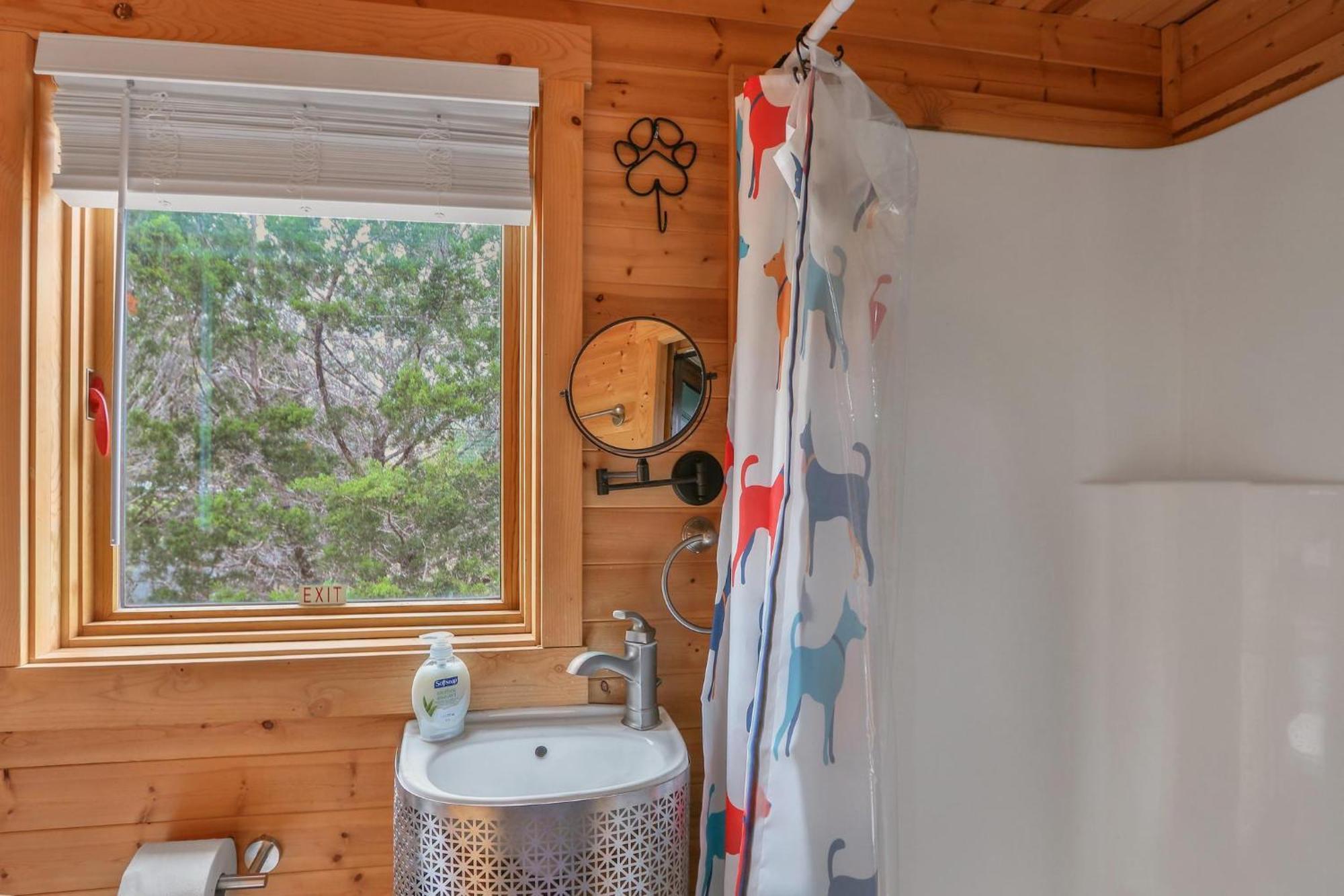 Arbor House Of Dripping Springs - Hound Hollow Eksteriør bilde